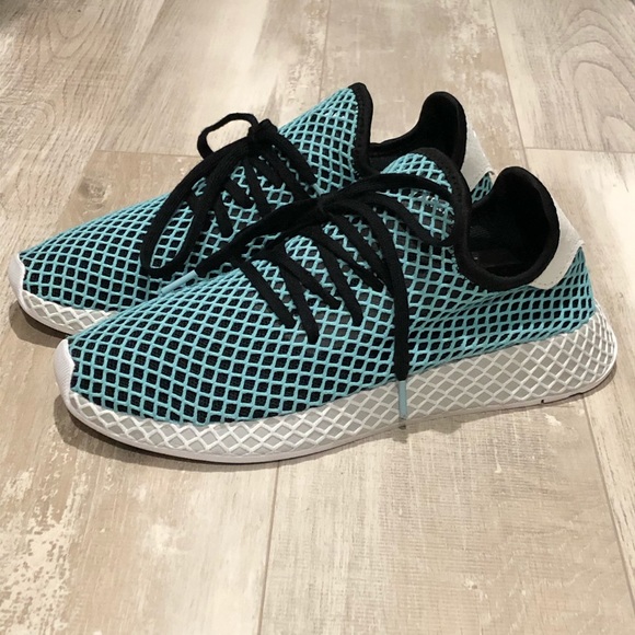 adidas Other - Adidas Deerupt Runner